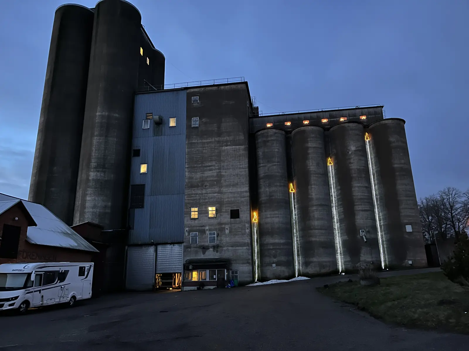 Valla Silo i vintermiljö